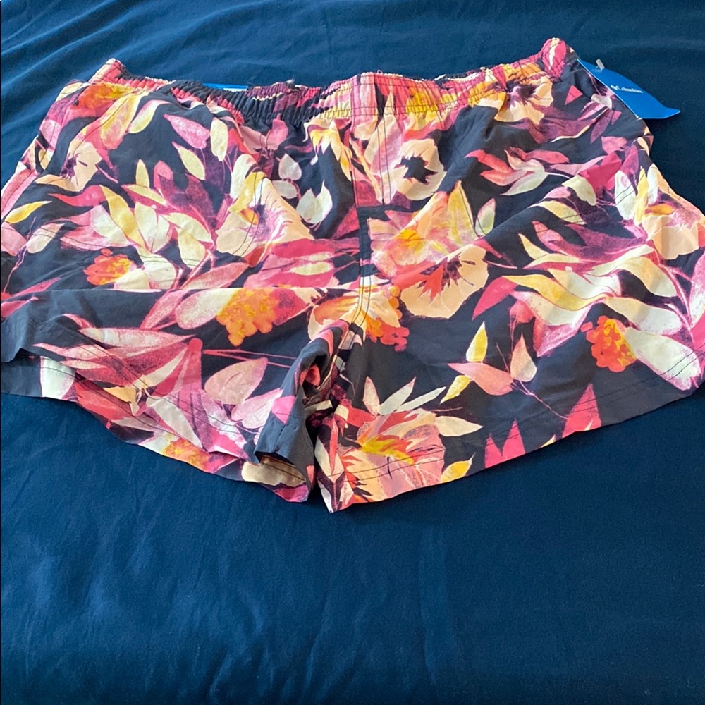 Floral Print Women’s Elastic-Waist Shorts - Pink & Navy